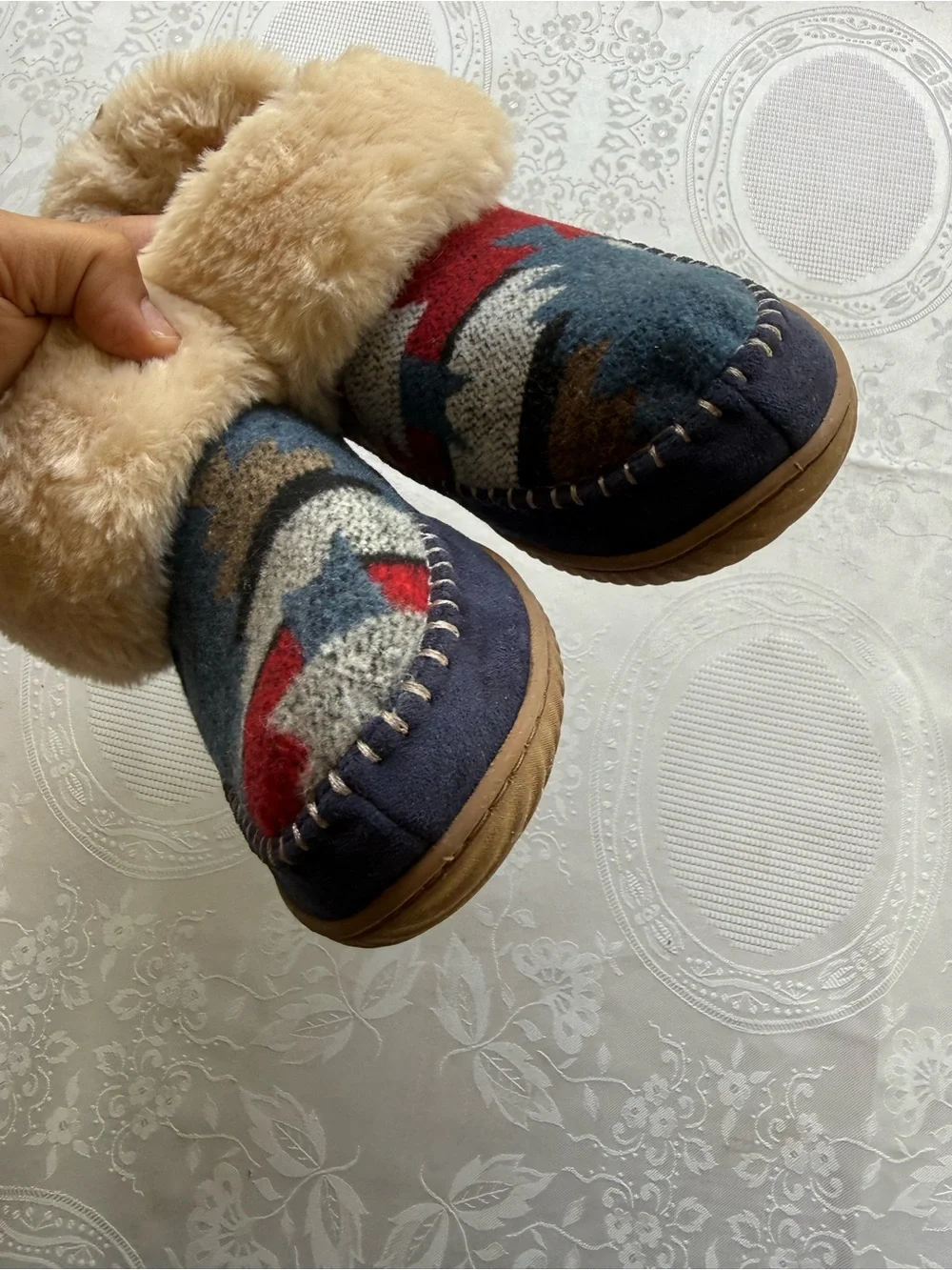 Dearfoams Alpine Mortiz Aztec Bootie House Slippers Women’s Size 10 Faux Fur